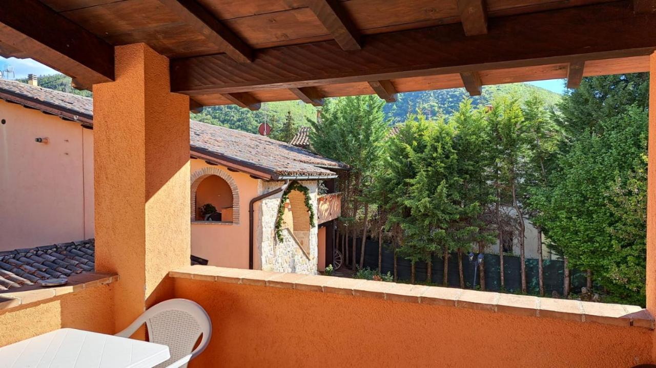 Antico Borghetto - Casa Vacanze Norcia Exterior foto
